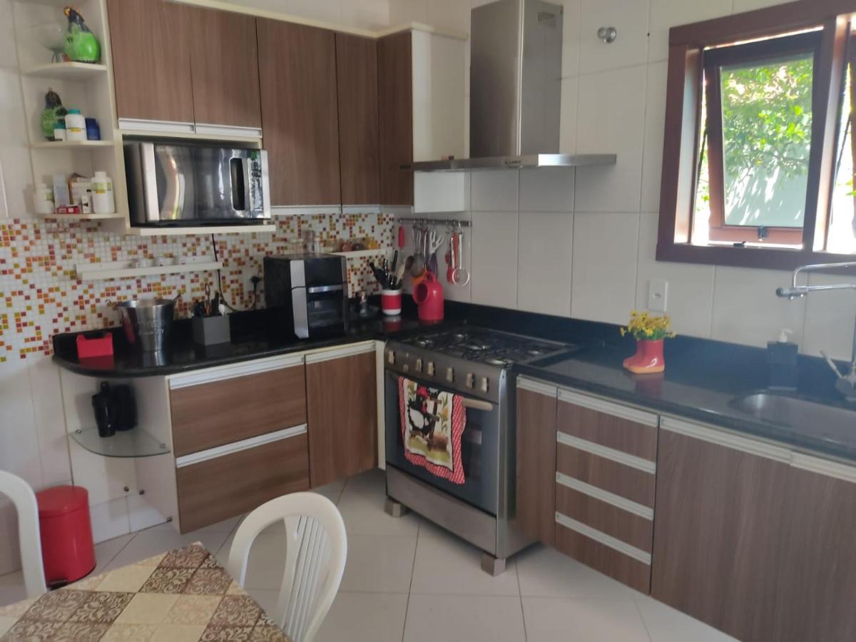 Linda Casa Com Piscina Em Interlagos Vila Velha Es Villa Екстериор снимка