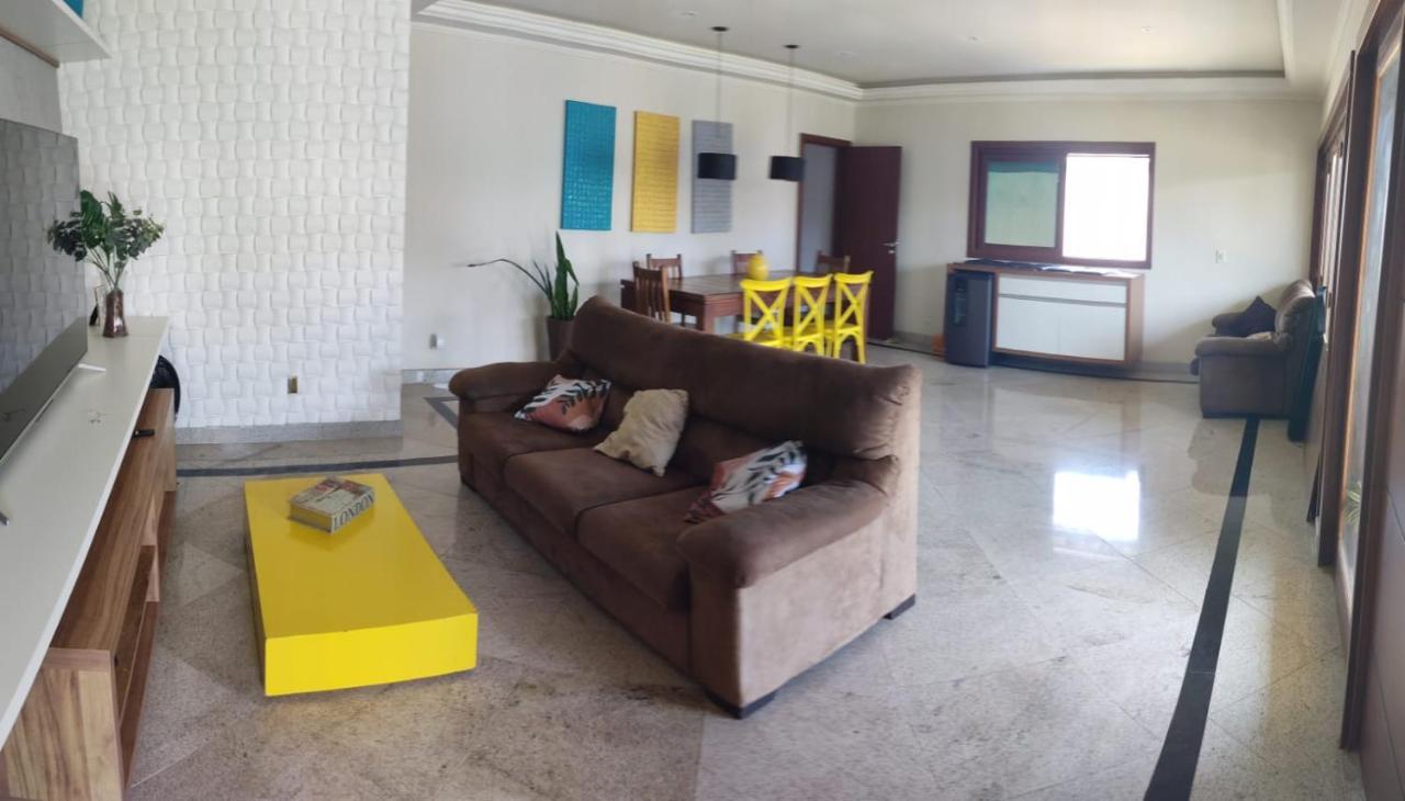 Linda Casa Com Piscina Em Interlagos Vila Velha Es Villa Екстериор снимка