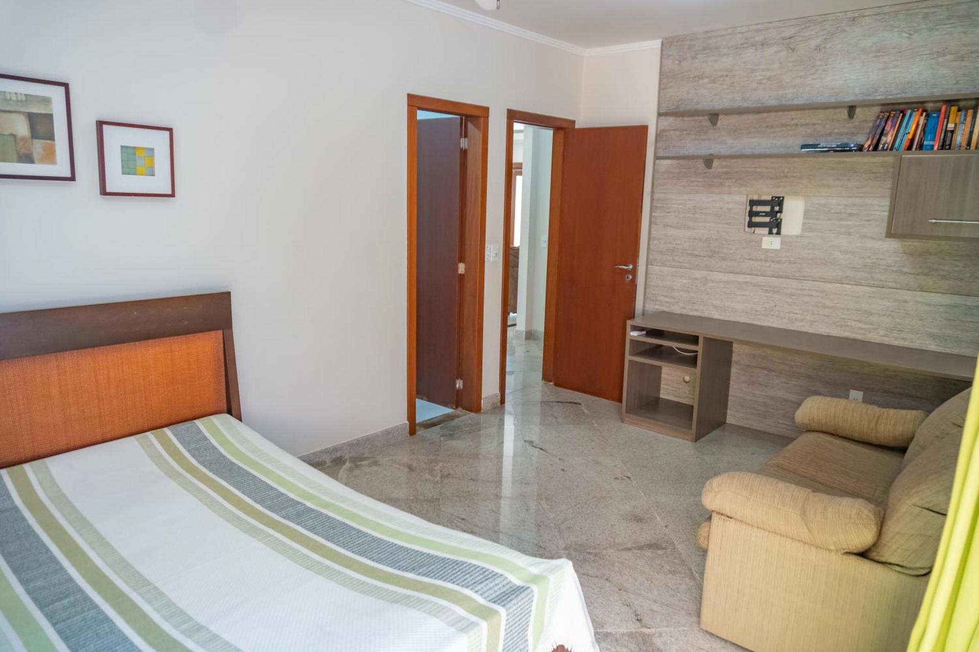 Linda Casa Com Piscina Em Interlagos Vila Velha Es Villa Екстериор снимка